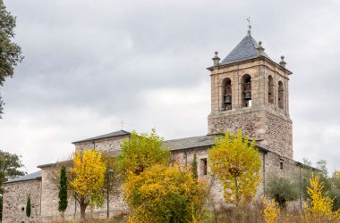 camino-santiago02 Iglesia de Santa María de Campo