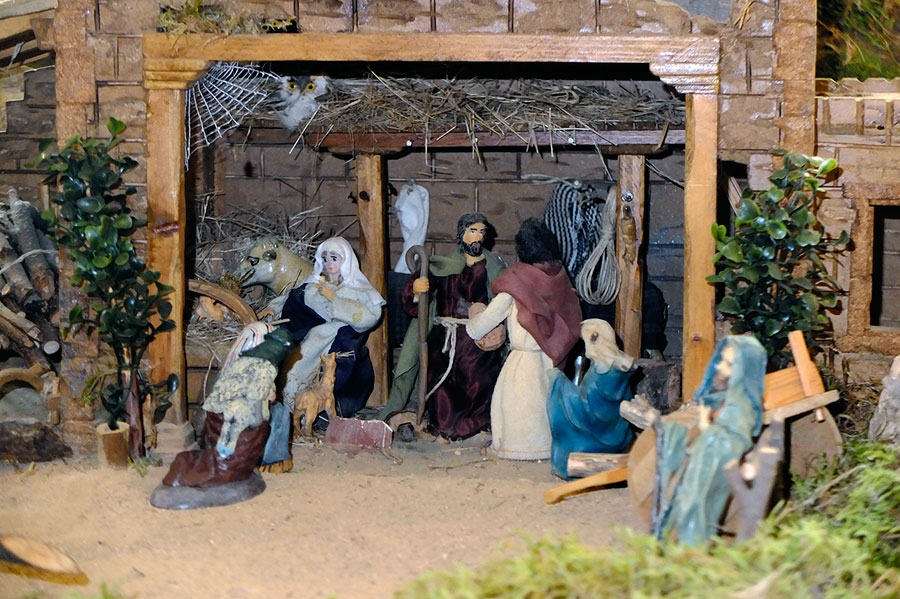 Nacimiento artesanal en los Belenes del Bierzo