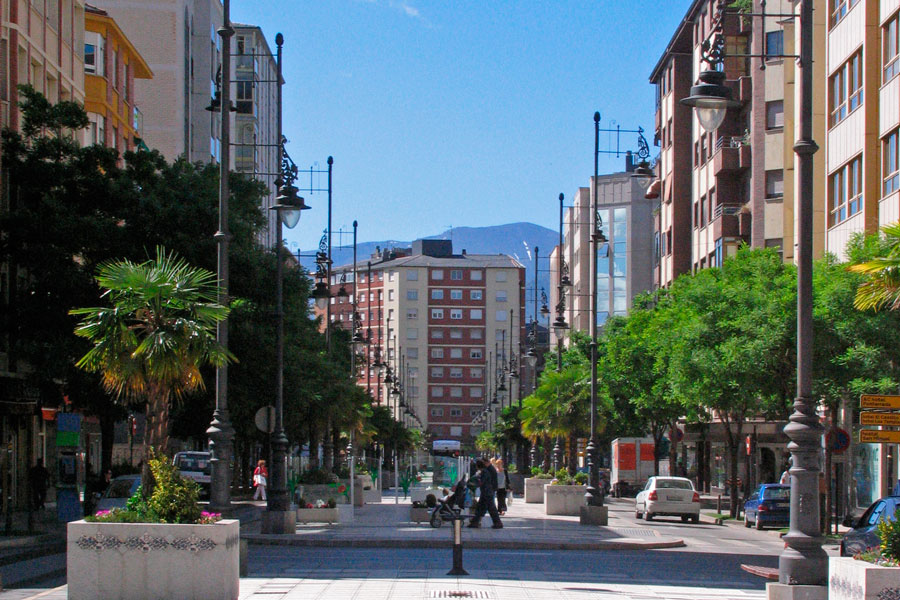 Avenida Pérez Colino en Ponferrada